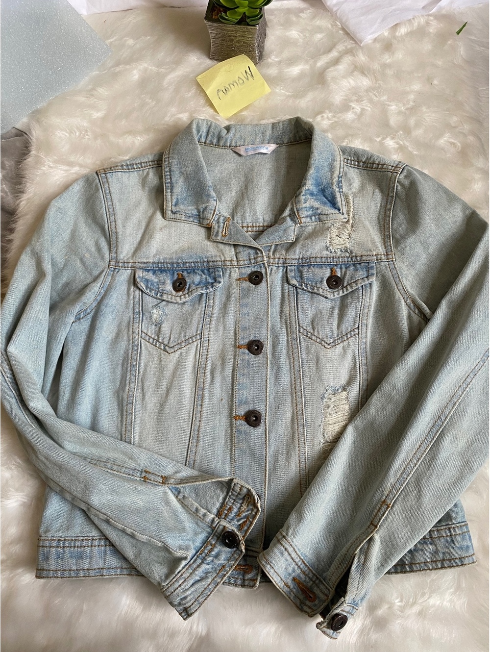 Highway Jeans Light Wash Distressed Denim Jacket Medium